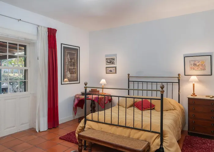 Casa Do Terreiro By An Island