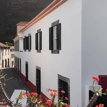 Casa Do Terreiro By An Island * Sao Vicente (Madeira)