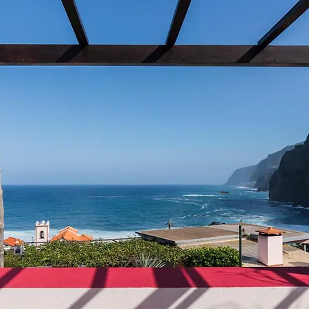 Casa Do Terreiro By An Island Holiday home *